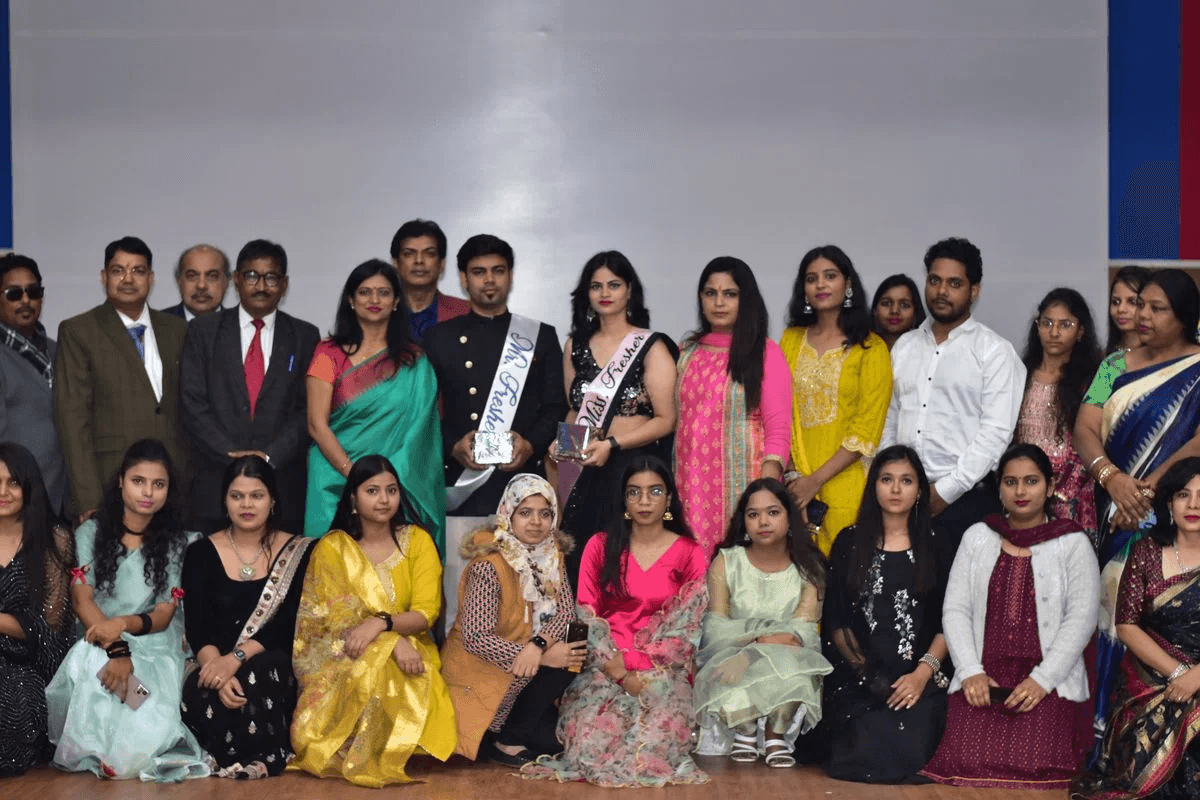 Fresher's party group photo at Hi-Tech Institute